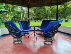 Alquiler arrendamiento Finca Santa Antonio ofrece excelentes paisajes llenos de tranquilidad, ubicada en el Darién, a solo 7 minutos del Lago Calima. Se caracteriza por su clima agradable y entorno natural perfecto para descansar.